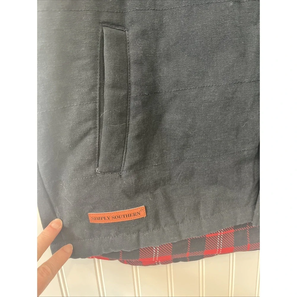 Simply‎ Southern Vest Mens XL Black Red Plaid Sleeveless Preppy Outdoors Casual